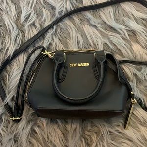 Small Steve Madden purse
